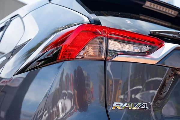2021 Toyota RAV4 XSE AXAH54R