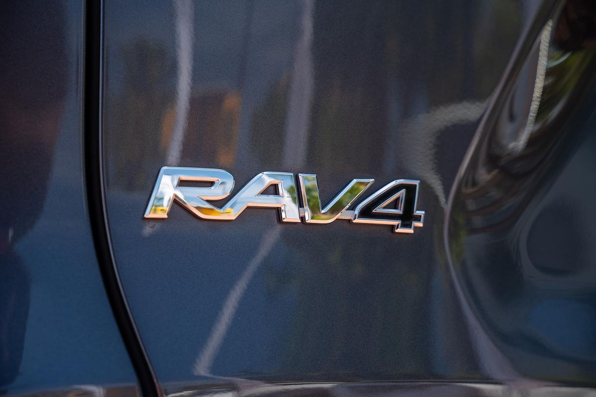 2021 Toyota RAV4 XSE AXAH54R