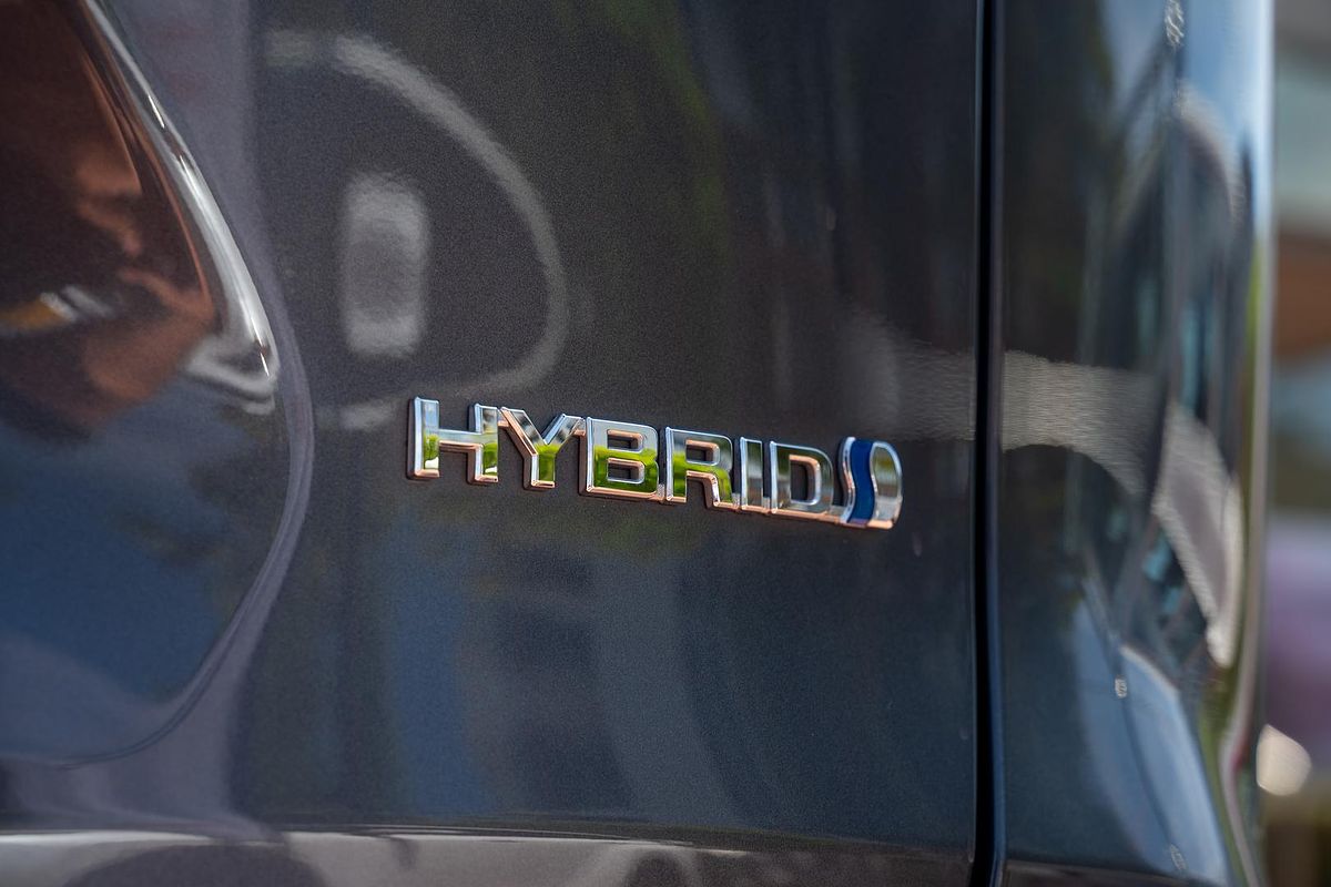 2021 Toyota RAV4 XSE AXAH54R