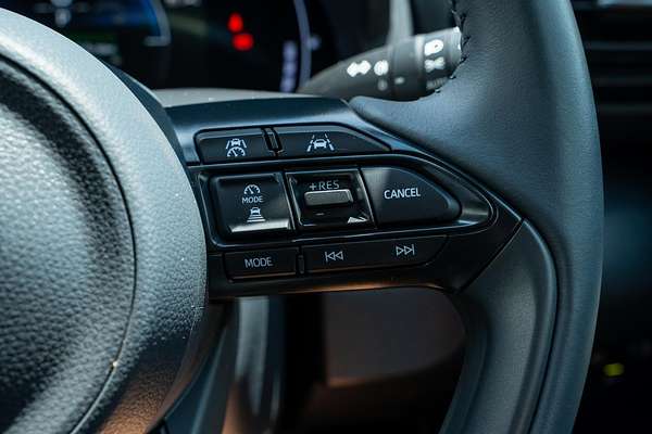 2025 Toyota Yaris Cross GXL MXPJ10R