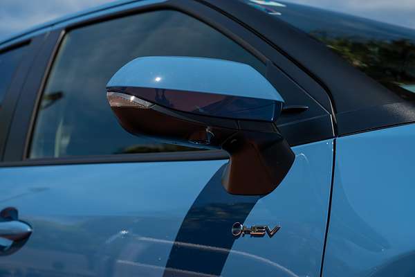 2025 Toyota Yaris Cross GXL MXPJ10R