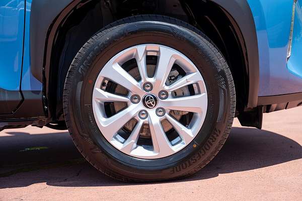 2025 Toyota Yaris Cross GXL MXPJ10R