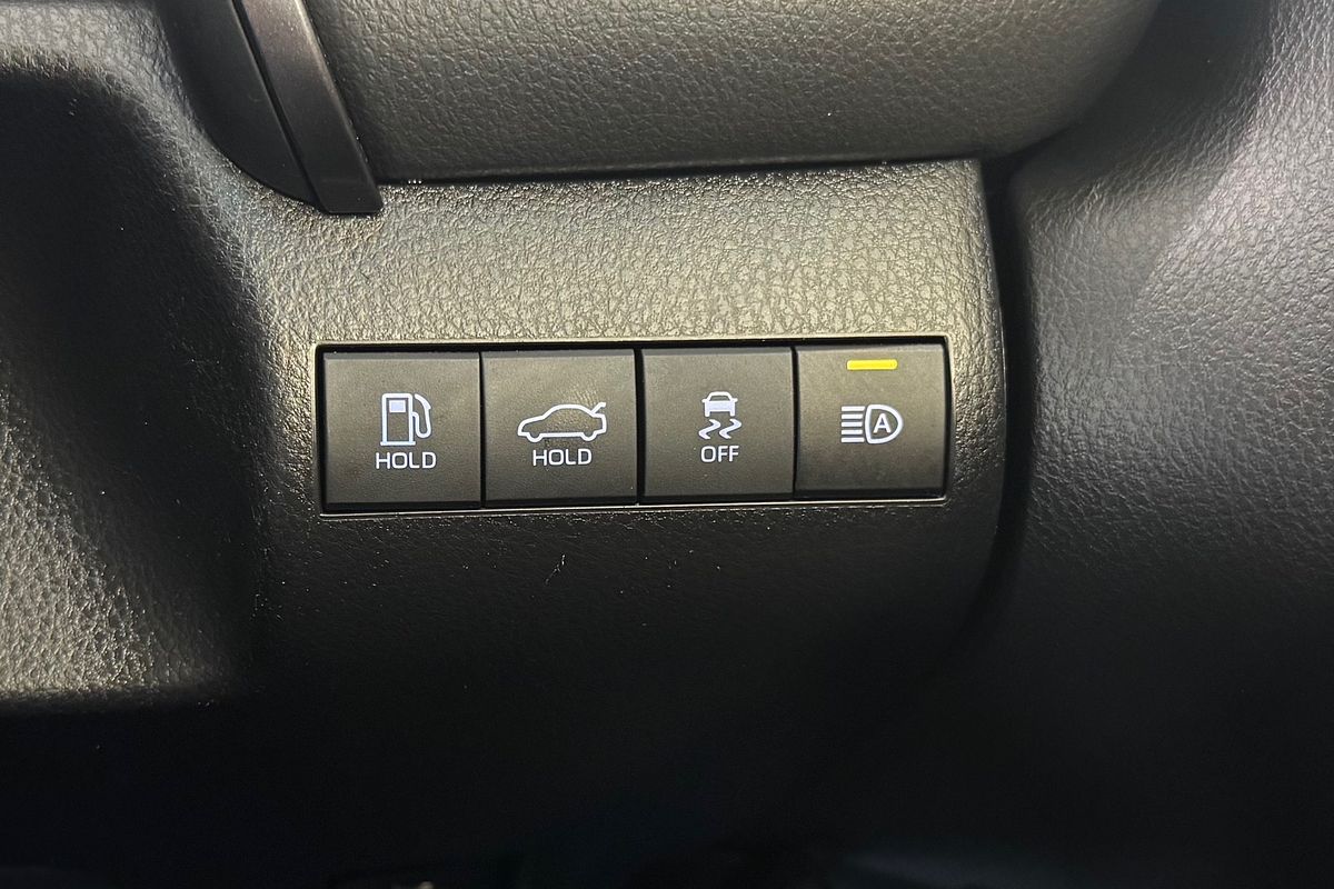 2021 Toyota Camry Ascent AXVA70R