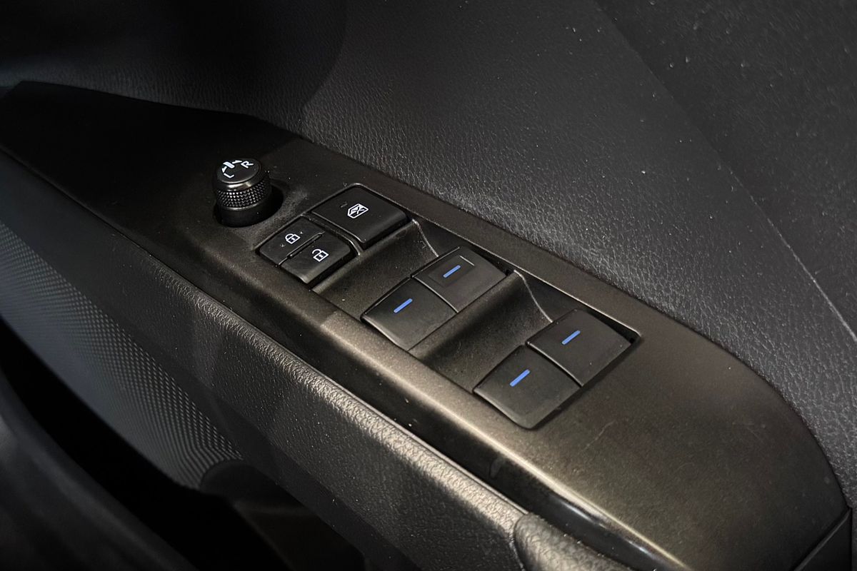 2021 Toyota Camry Ascent AXVA70R