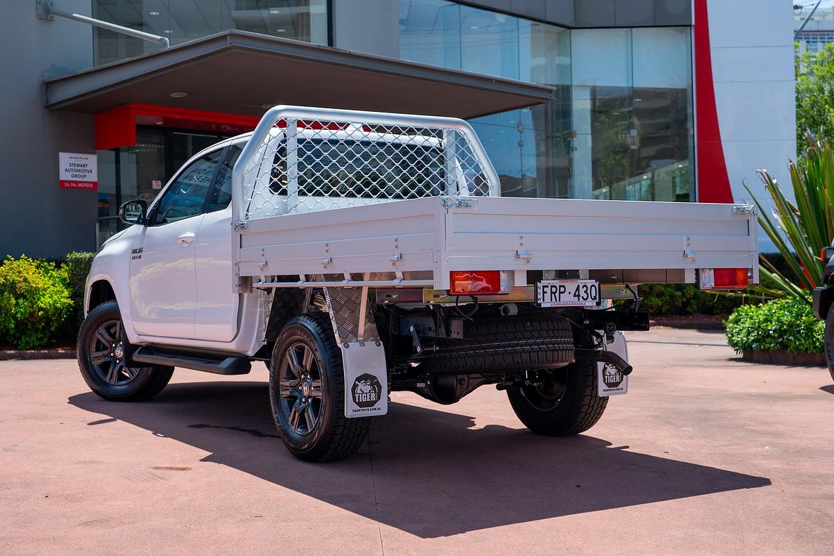 2025 Toyota Hilux SR GUN126R 4X4