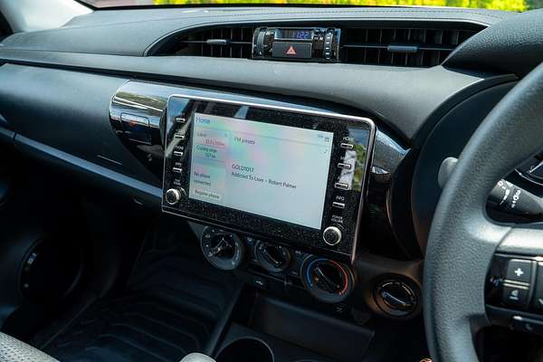 2025 Toyota Hilux SR GUN126R 4X4