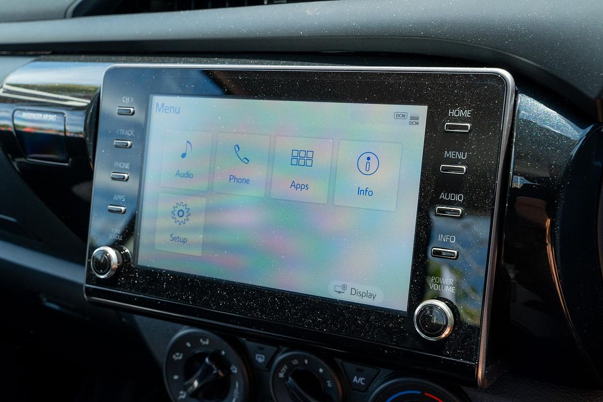 2025 Toyota Hilux SR GUN126R 4X4