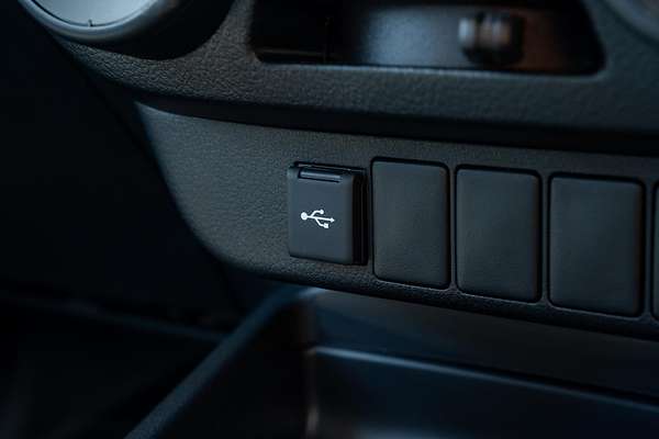 2025 Toyota Hilux SR GUN126R 4X4