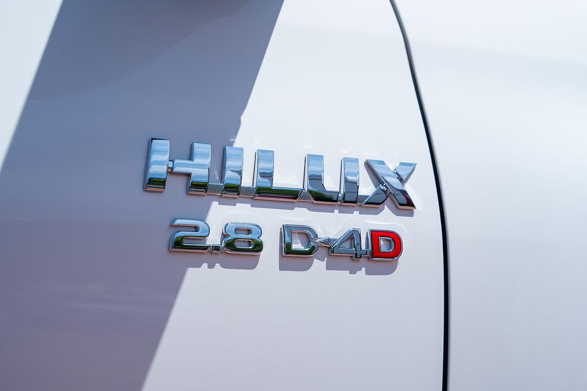 2025 Toyota Hilux SR GUN126R 4X4