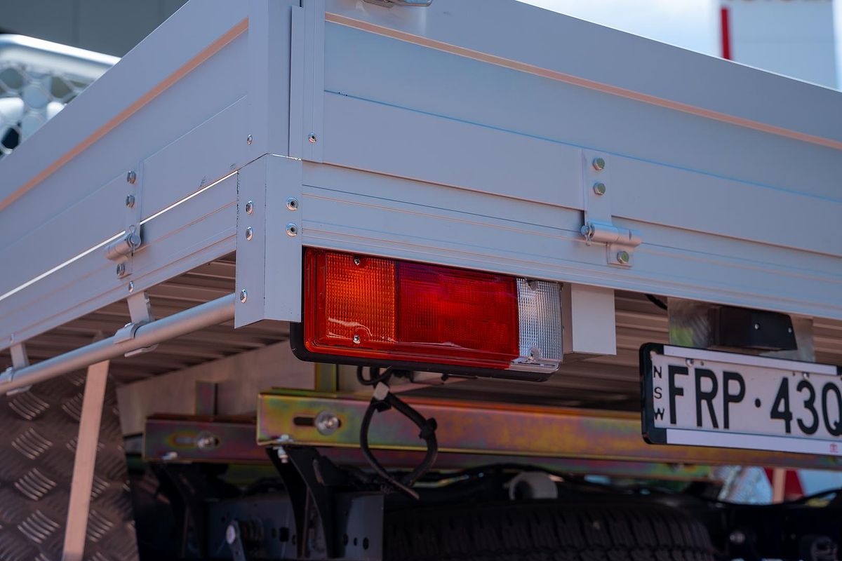 2025 Toyota Hilux SR GUN126R 4X4