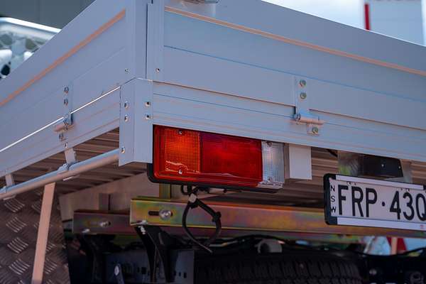 2025 Toyota Hilux SR GUN126R 4X4