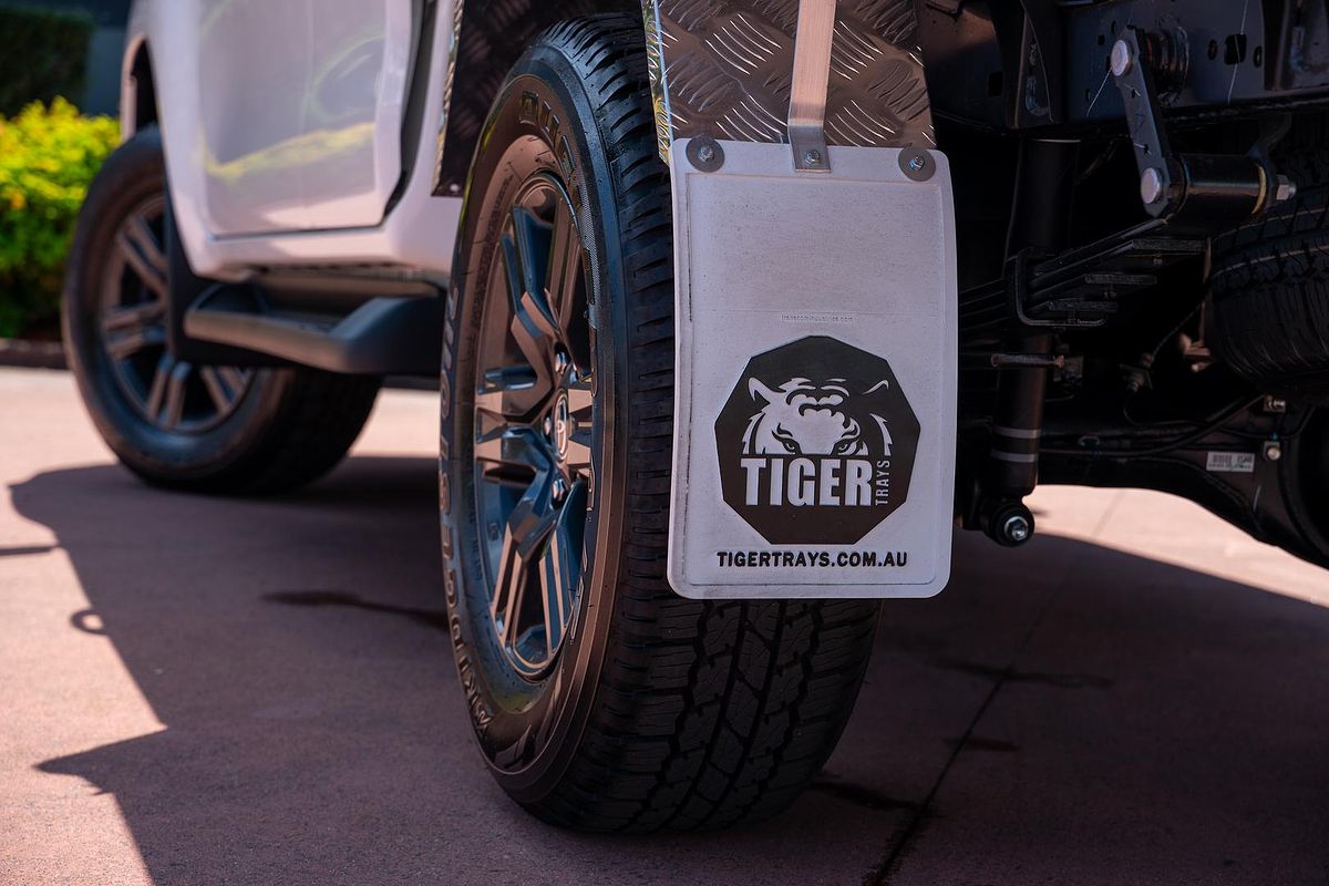 2025 Toyota Hilux SR GUN126R 4X4