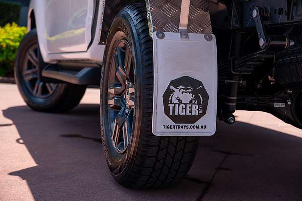 2025 Toyota Hilux SR GUN126R 4X4