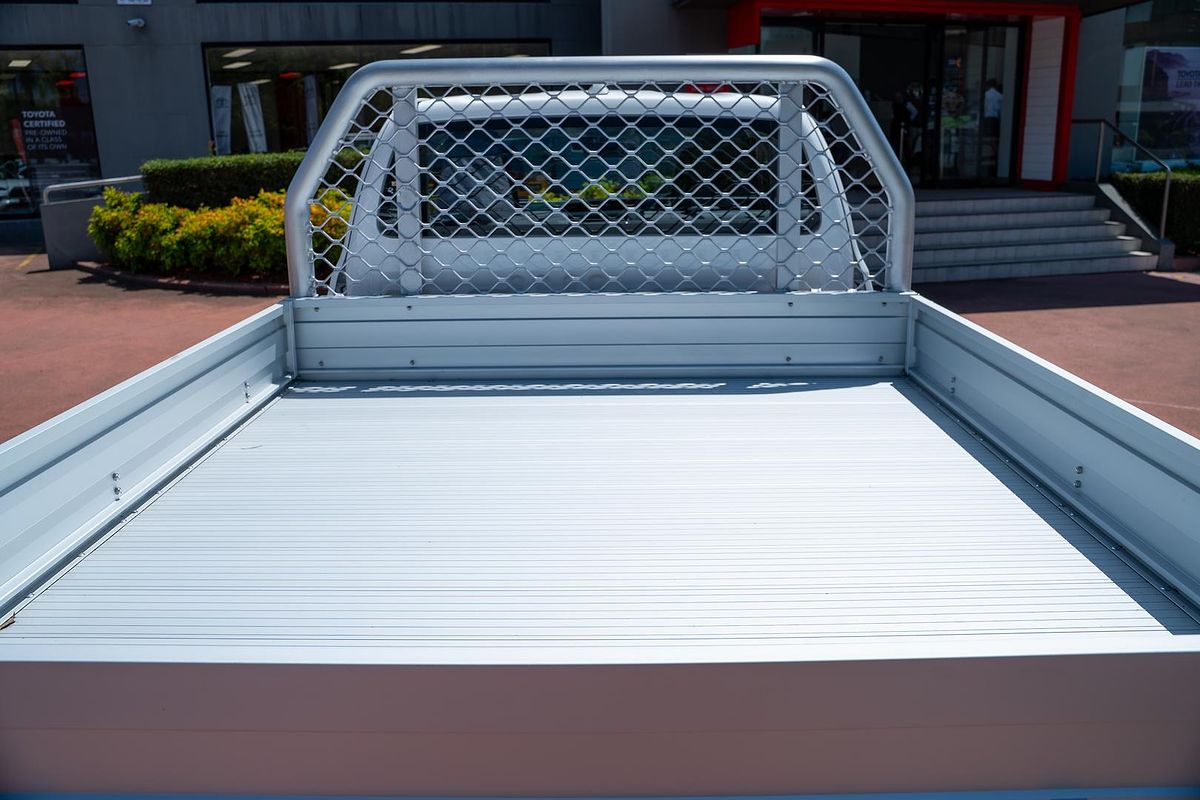 2025 Toyota Hilux SR GUN126R 4X4