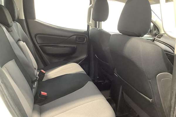 2020 Mitsubishi Triton GLX MR 4X4