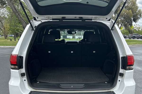 2021 Jeep Grand Cherokee Night Eagle WK