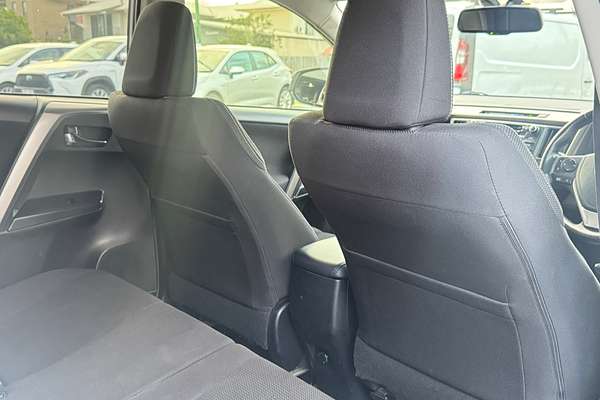 2017 Toyota RAV4 GXL ASA44R