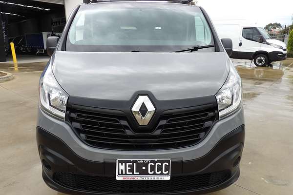 2017 Renault Trafic 66KW X82 SWB Low Roof