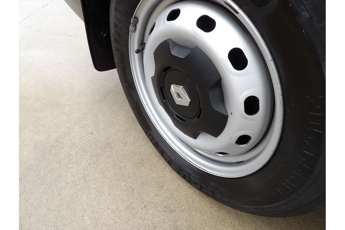 2017 Renault Trafic 66KW X82 SWB Low Roof