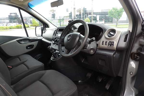 2017 Renault Trafic 66KW X82 SWB Low Roof