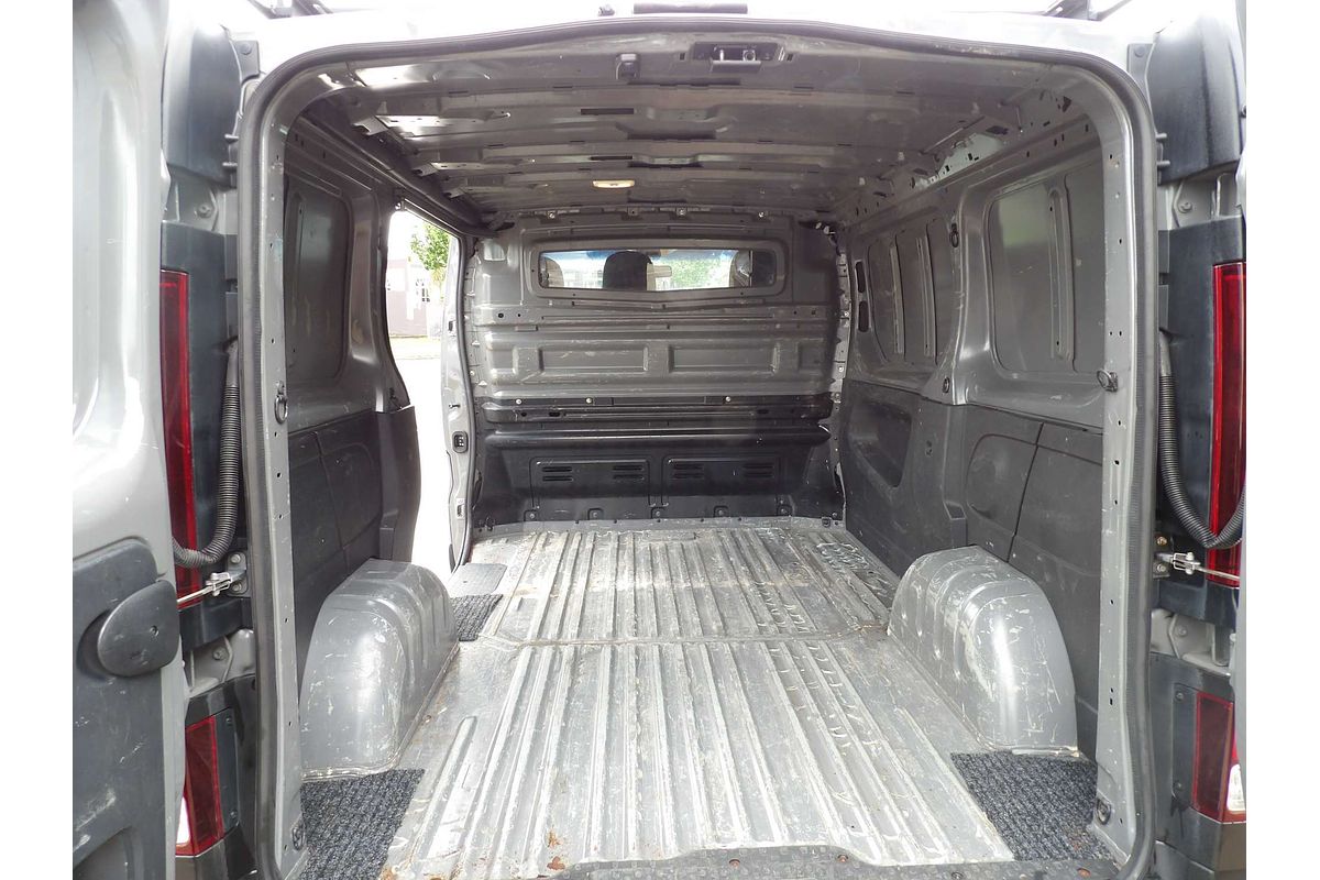 2017 Renault Trafic 66KW X82 SWB Low Roof