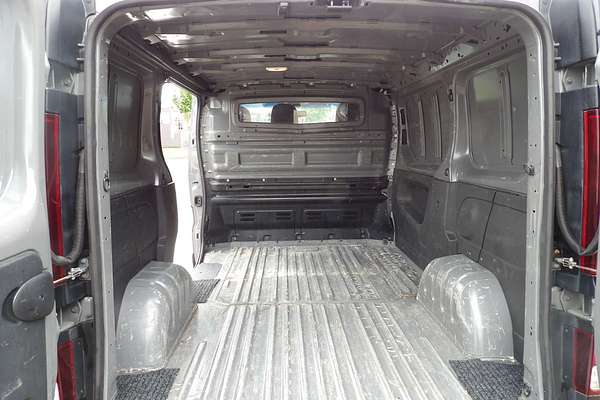 2017 Renault Trafic 66KW X82 SWB Low Roof