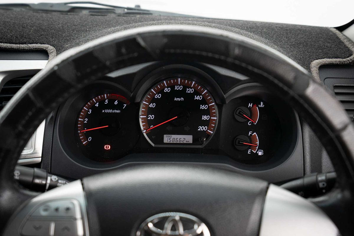 2012 Toyota Hilux SR5 GGN25R 4X4