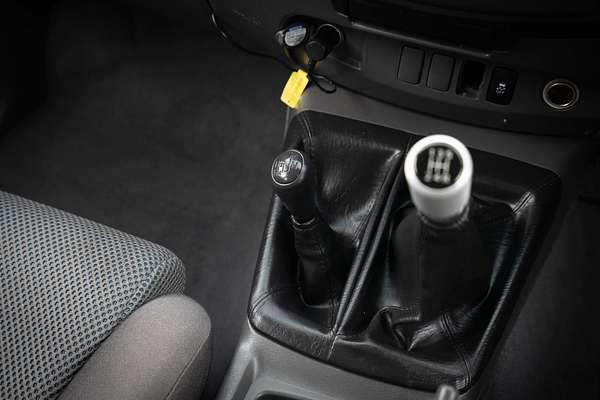 2012 Toyota Hilux SR5 GGN25R 4X4