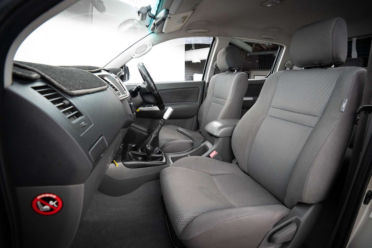 2012 Toyota Hilux SR5 GGN25R 4X4