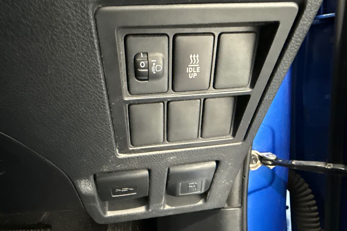 2016 Toyota Hilux SR (4x4) GUN126R 4X4