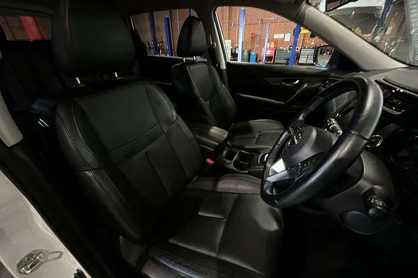 2022 Nissan X-TRAIL ST-L T32