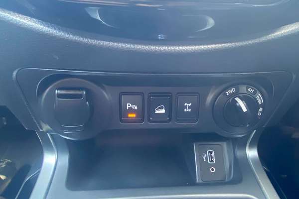 2021 Nissan Navara SL D23 4X4