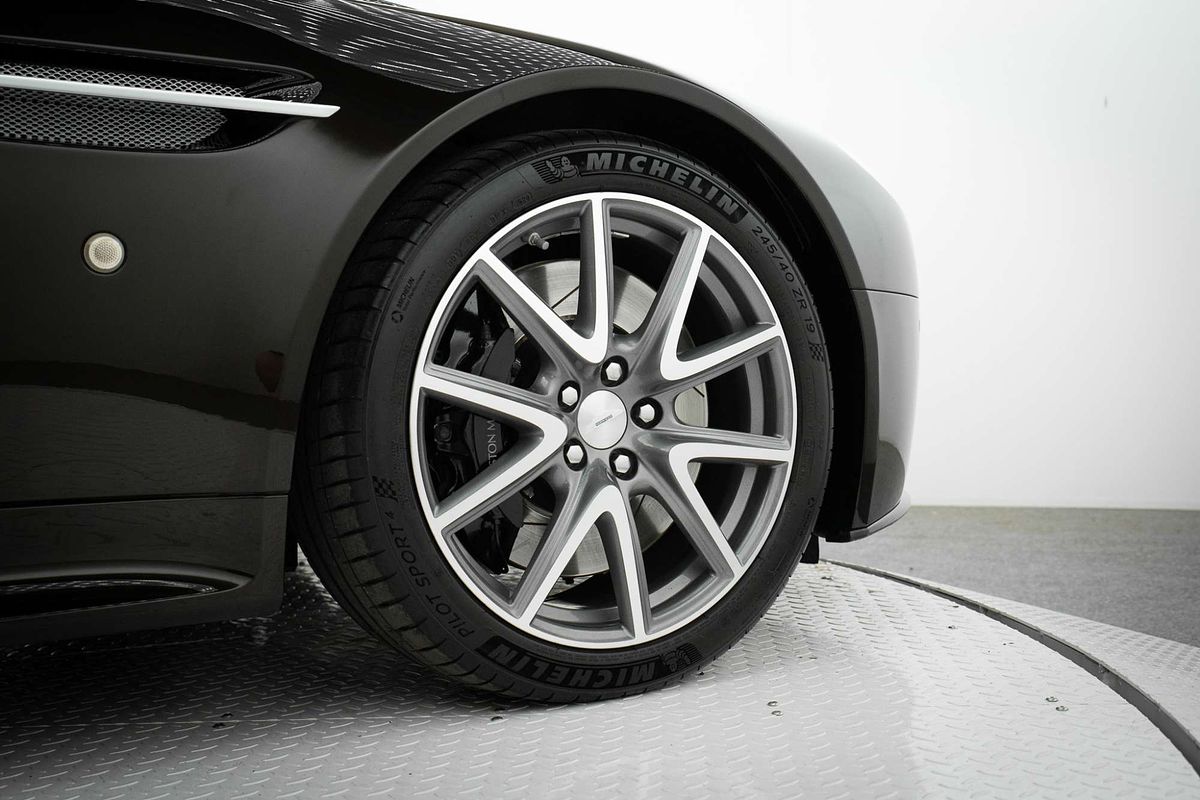 2012 Aston Martin V8 Vantage S