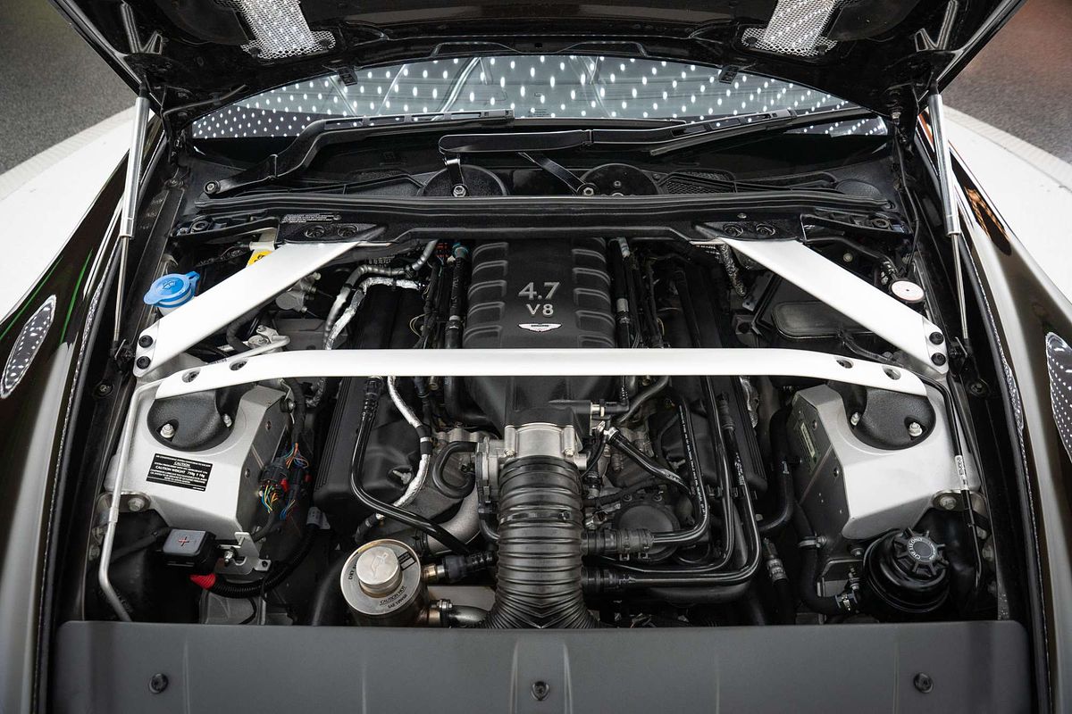 2012 Aston Martin V8 Vantage S