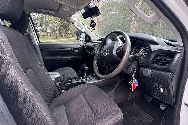 2021 Toyota Hilux SR GUN126R 4X4