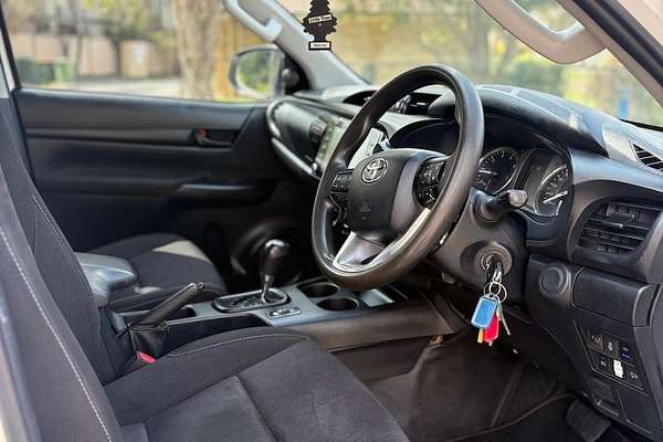 2021 Toyota Hilux SR GUN126R 4X4