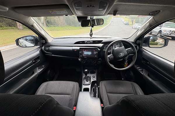 2021 Toyota Hilux SR GUN126R 4X4