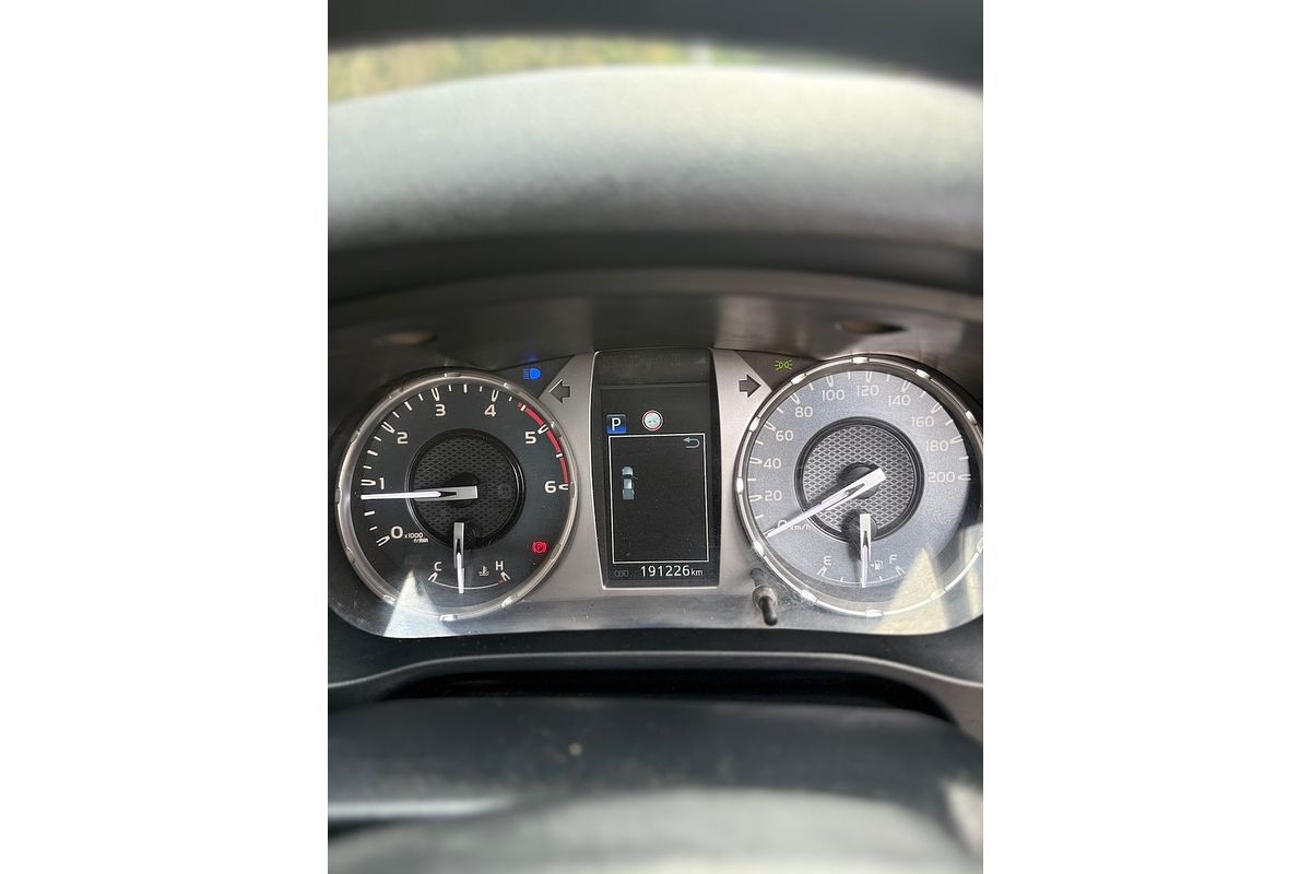 2021 Toyota Hilux SR GUN126R 4X4