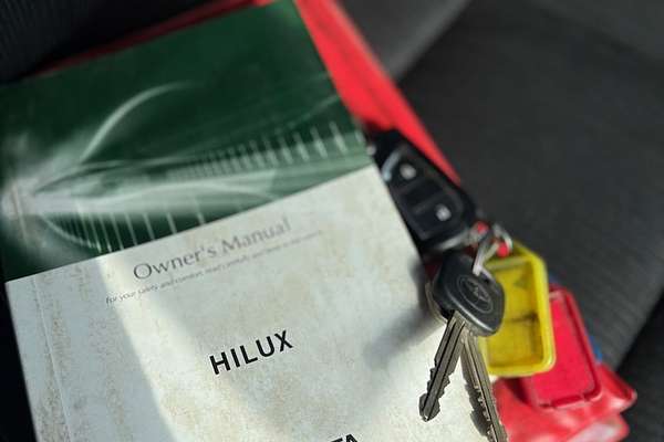 2021 Toyota Hilux SR GUN126R 4X4