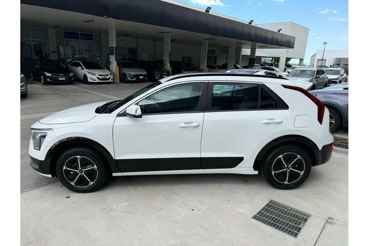 2023 Kia Niro HEV S SG2
