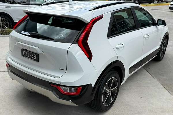 2023 Kia Niro HEV S SG2