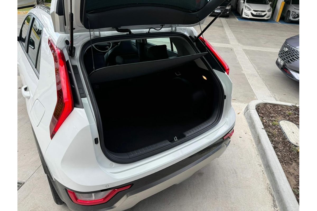 2023 Kia Niro HEV S SG2