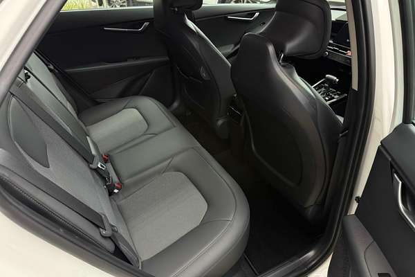 2023 Kia Niro HEV S SG2