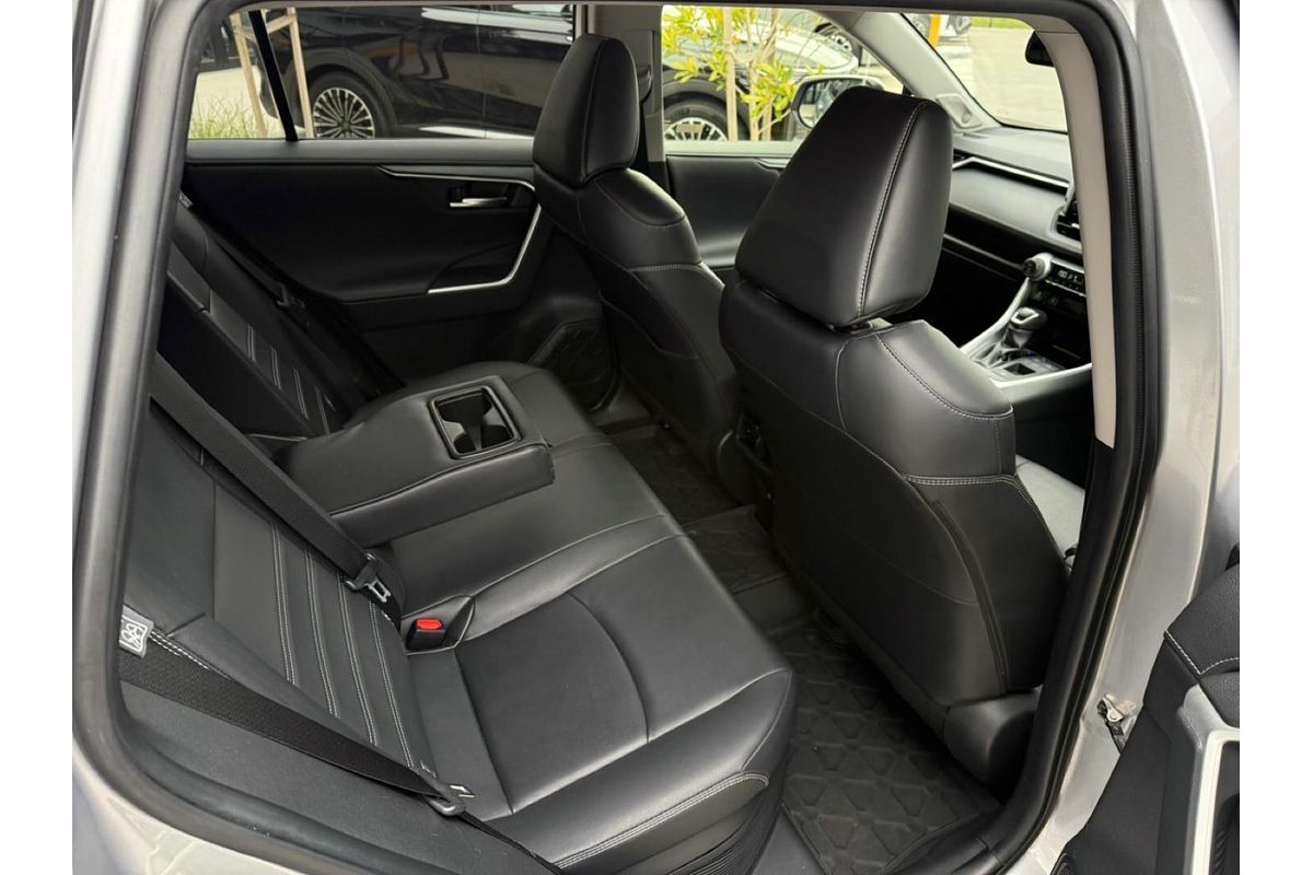 2020 Toyota RAV4 Cruiser AXAH52R