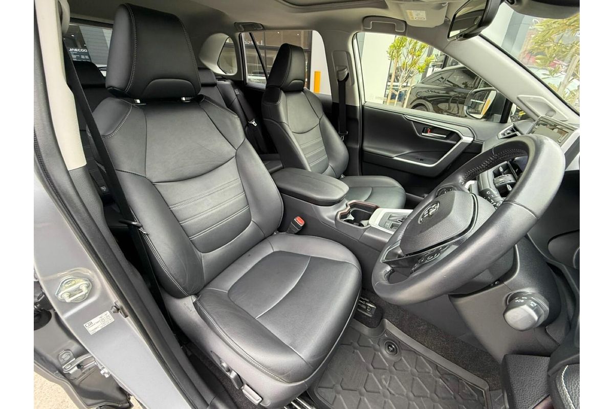 2020 Toyota RAV4 Cruiser AXAH52R