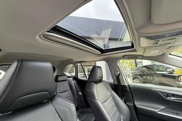 2020 Toyota RAV4 Cruiser AXAH52R