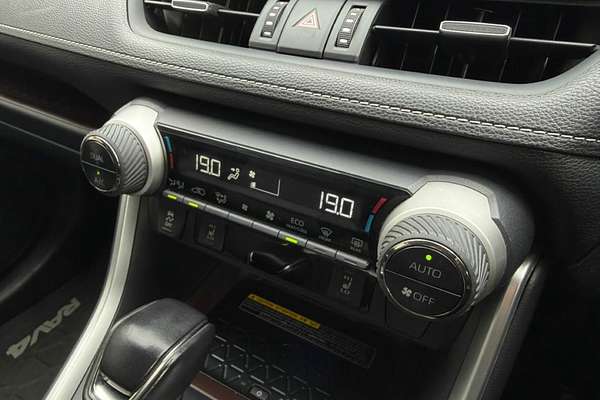 2020 Toyota RAV4 Cruiser AXAH52R