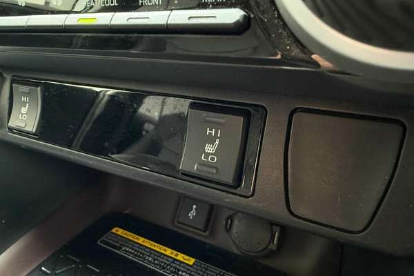 2020 Toyota RAV4 Cruiser AXAH52R