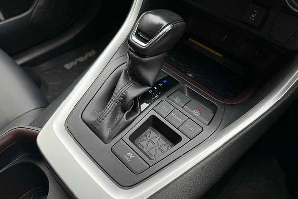 2020 Toyota RAV4 Cruiser AXAH52R