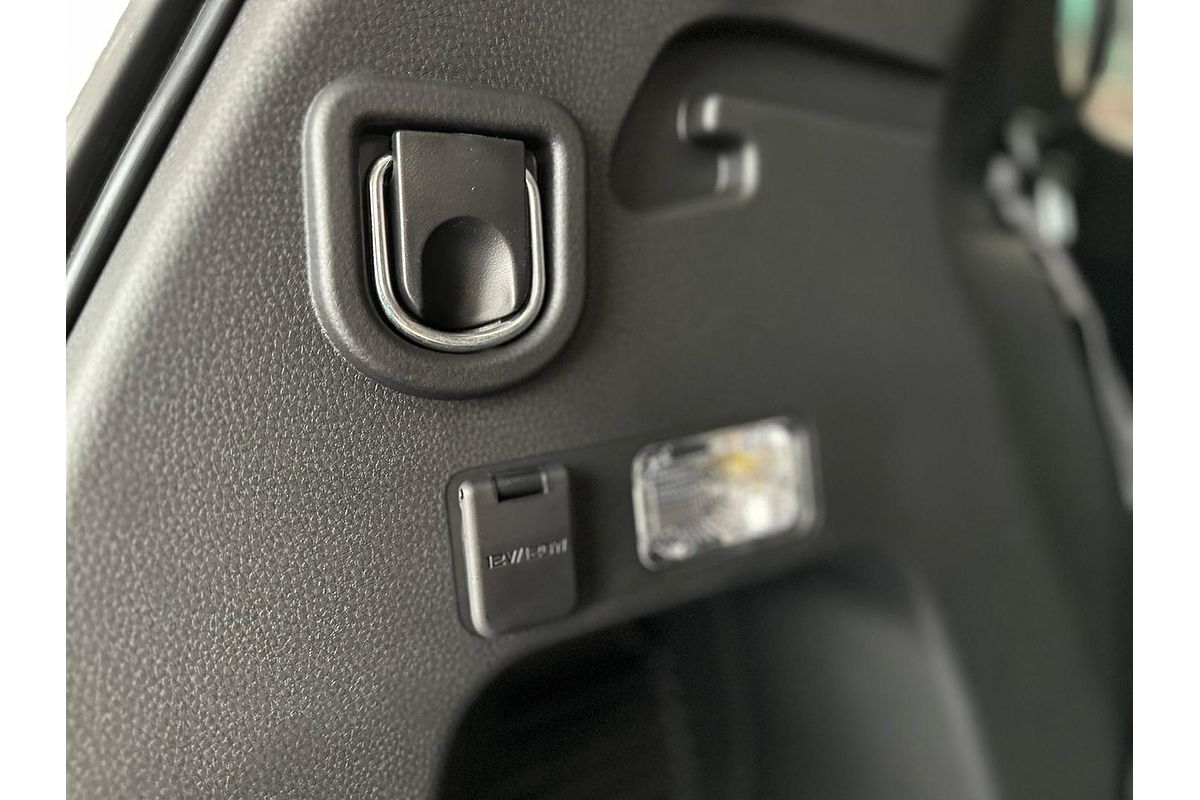 2025 Isuzu MU-X LS-U